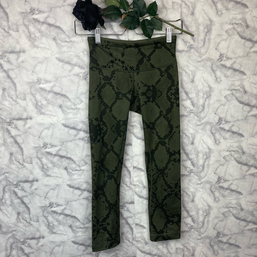 Lululemon Capri Leggings